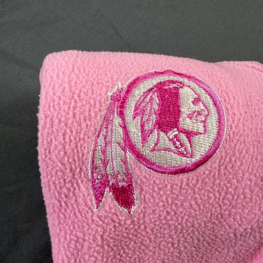 NFL Washington Redskins Baby Pink Fleece Footed Sleeper Pajamas 12M OSCD2011-042